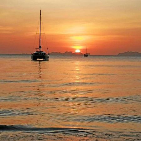 Koh Jum Delight Beach Екстер'єр фото