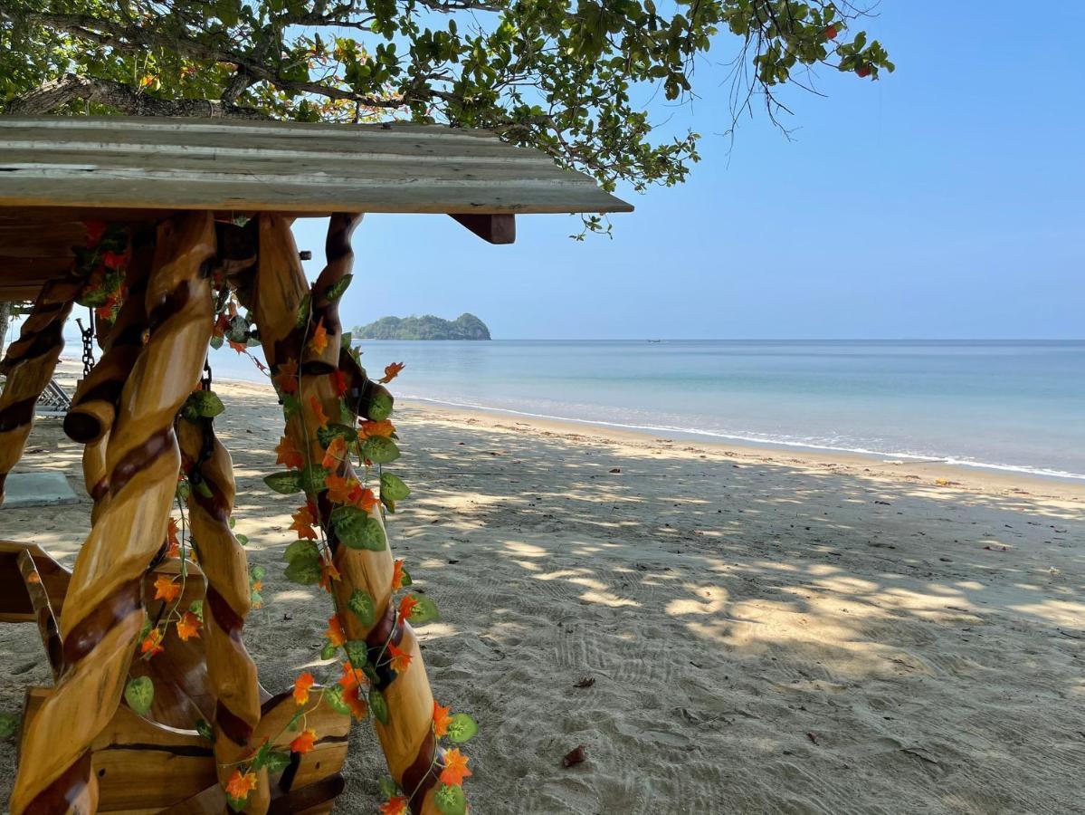 Koh Jum Delight Beach Екстер'єр фото