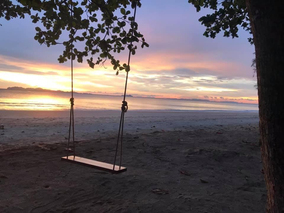 Koh Jum Delight Beach Екстер'єр фото