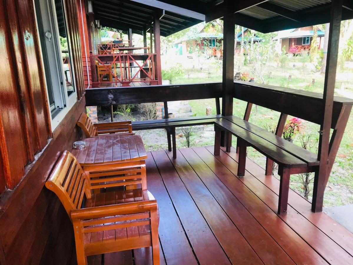Koh Jum Delight Beach Екстер'єр фото