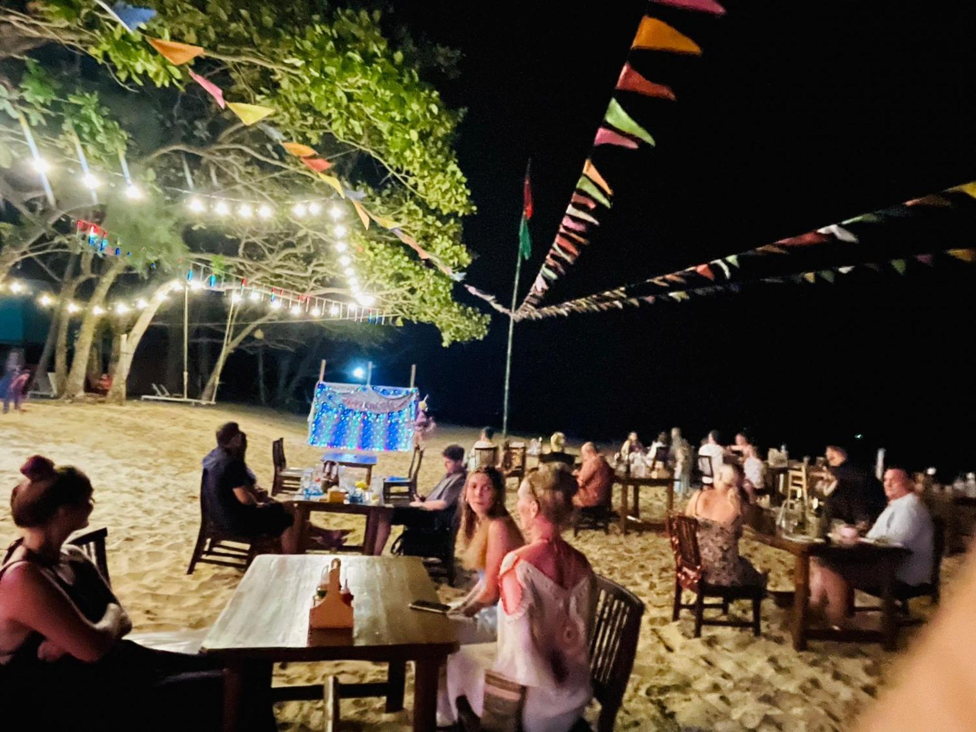 Koh Jum Delight Beach Екстер'єр фото
